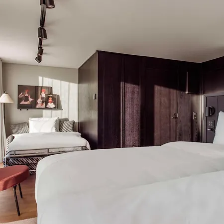 Hotel Radisson Red