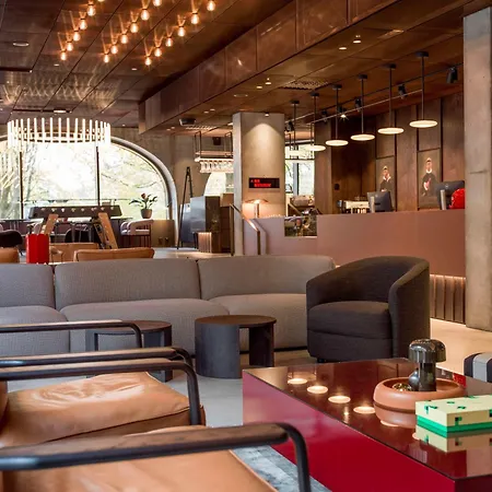 Hotel Radisson Red 4*