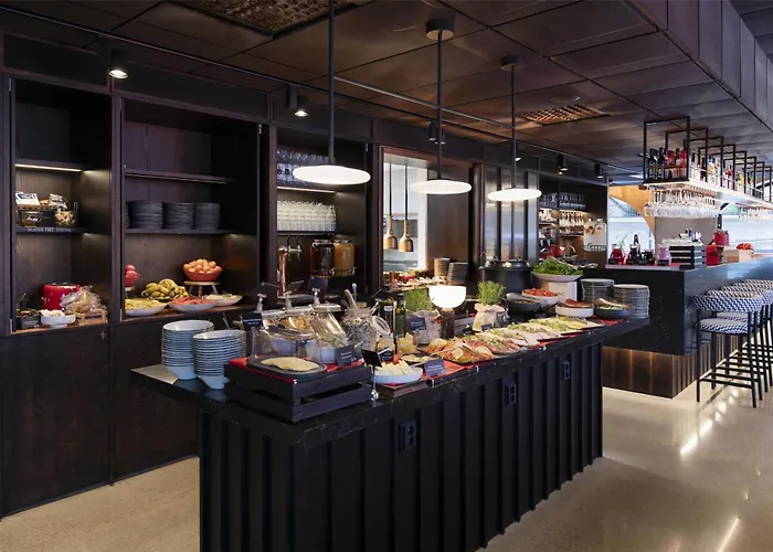 Radisson Red 4* הלסינקי