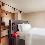 Radisson Red Hotel Helsinki