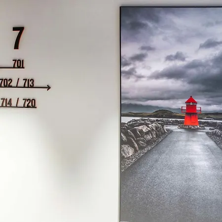 Radisson Red فندق 4*