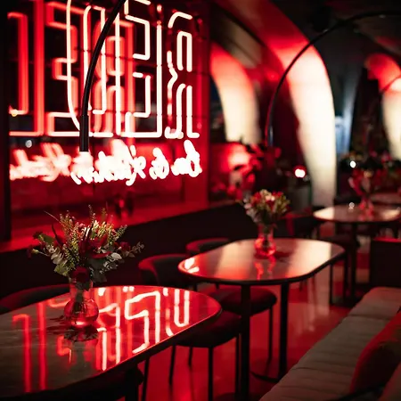 Radisson Red