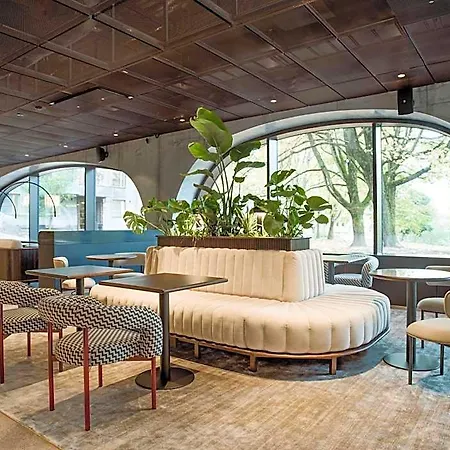 Hotel Radisson Red