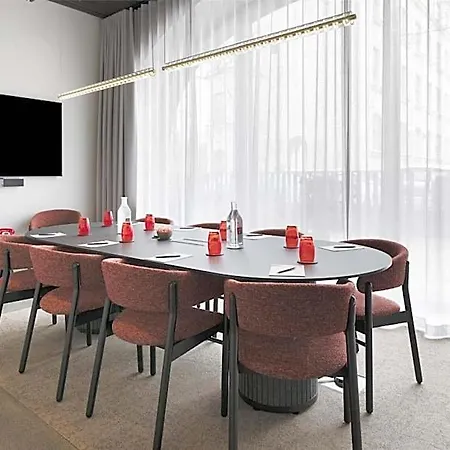 Hotel Radisson Red