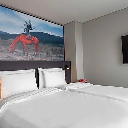 Radisson Red Hotel Helsinki