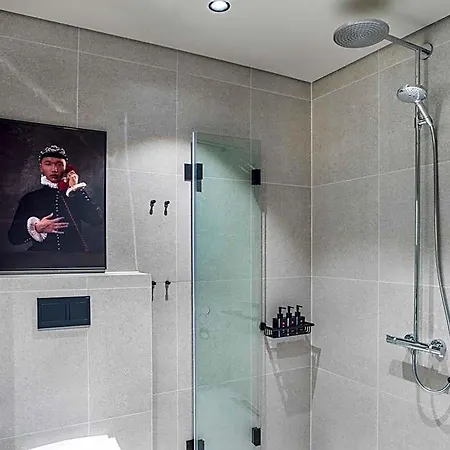 Radisson Red 4* Helsinki