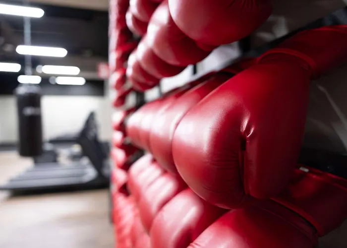 Radisson Red 酒店 4*