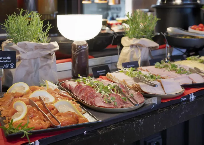 Radisson Red 酒店 4*