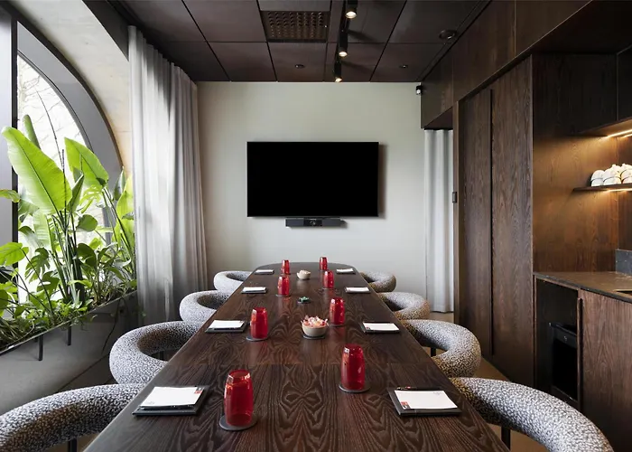 Radisson Red 호텔 4*